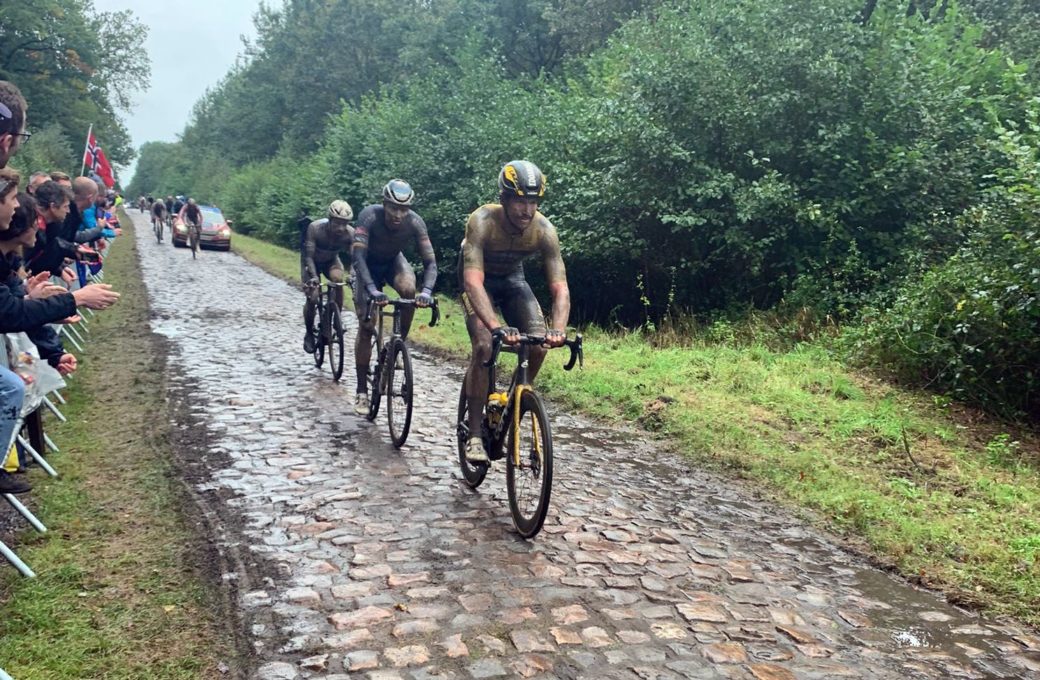 Paris Roubaix 2024 Cicloturista y Carrera Profesional