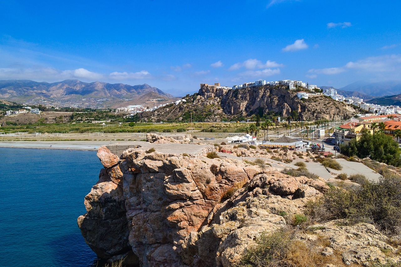 La Costa Tropical de Granada, el paraíso más desconocido
