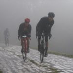 Giro de Lombardia 2023. El reto del Muro di Sormano. Cicloturista y carrera pro